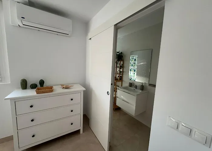 Tokyo Rooms Monsul Habitacion Premium Con Bano Privado